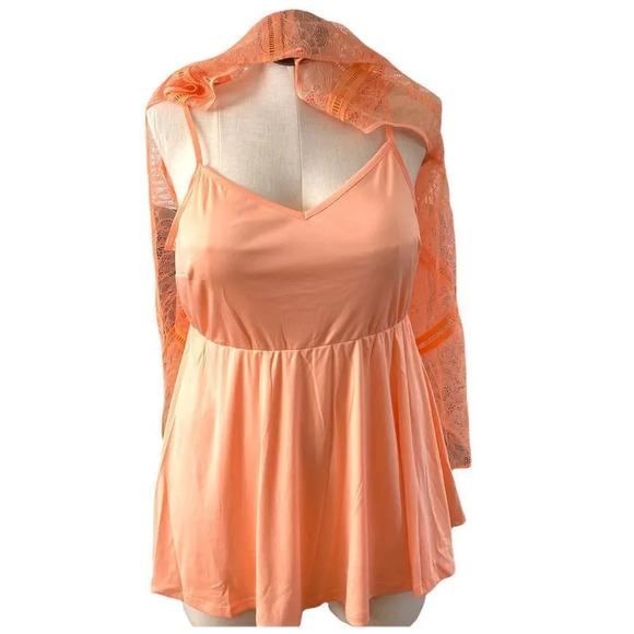 Torrid Lace Tunic with Cami  Size 1X     - Picture 3 of 3